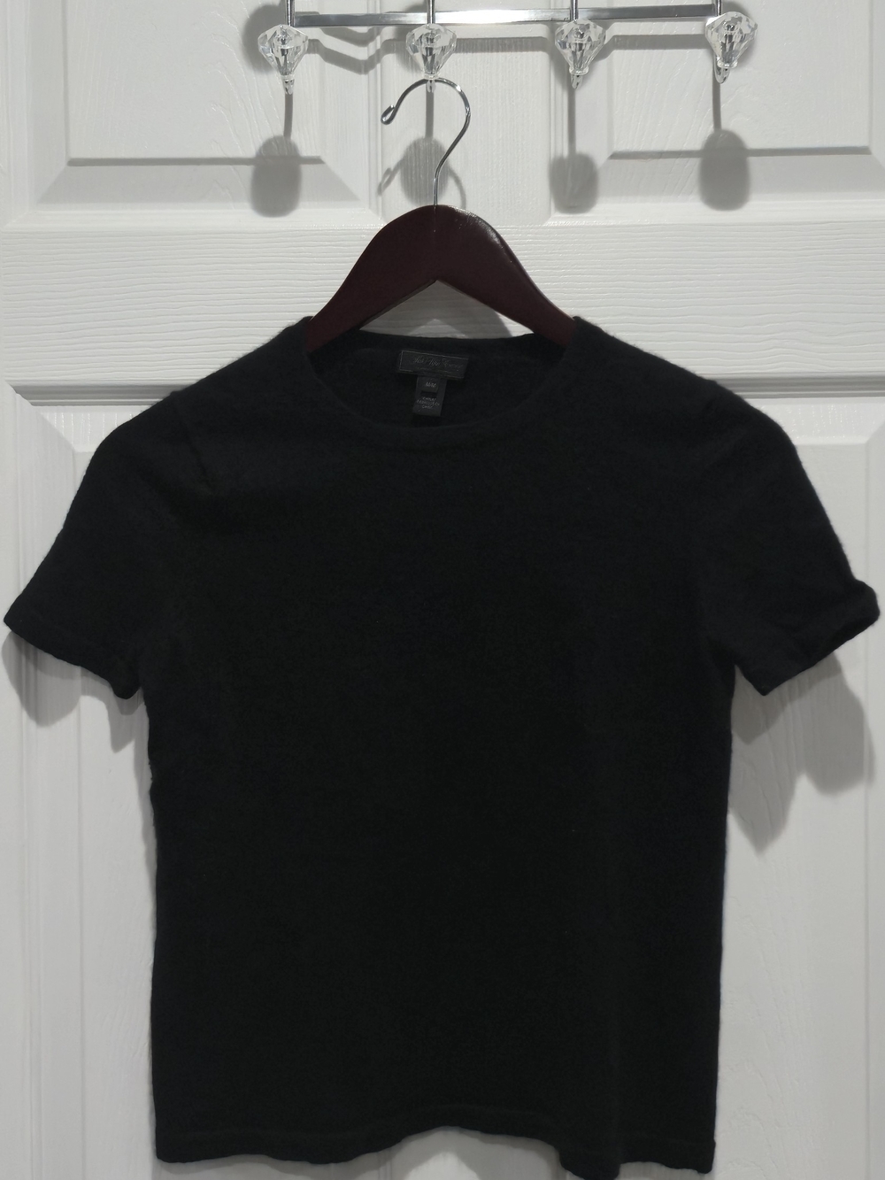 Saks Fifth Avenue 100% Cashmere Black Crewneck M - Picture 9 of 9